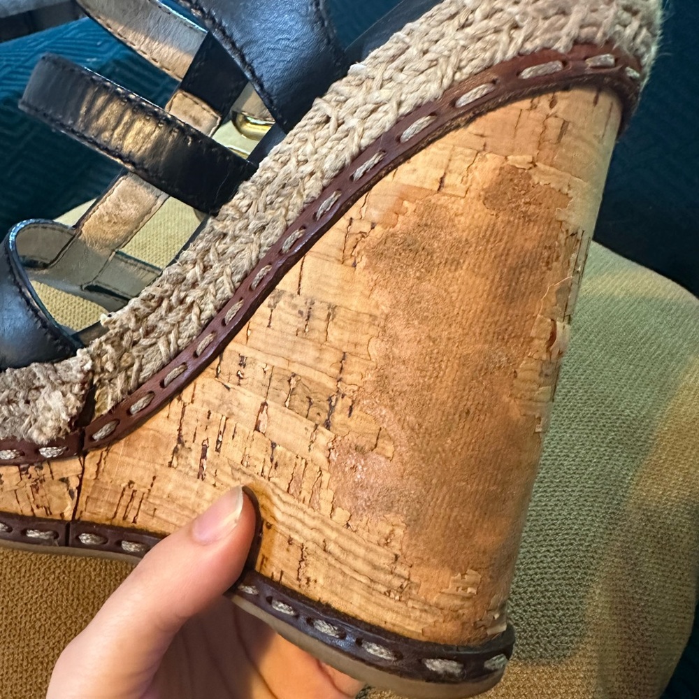 Prada Wedges - Picture 4 of 7